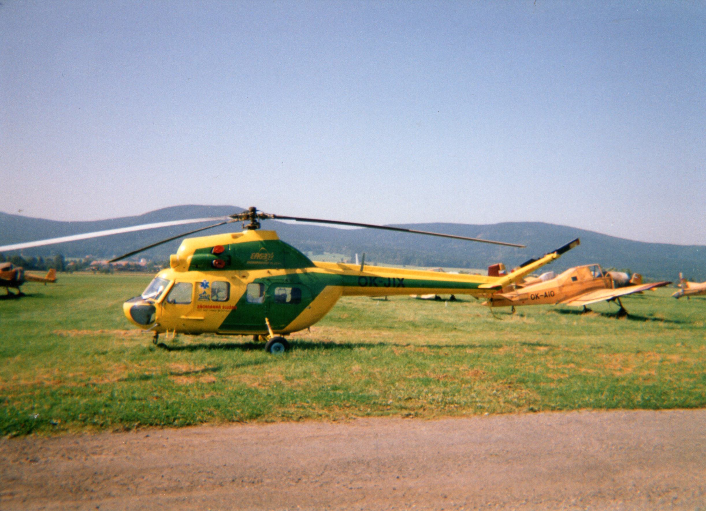 G-AVUH Liberec August 1996 (3) OK-JIX.jpg